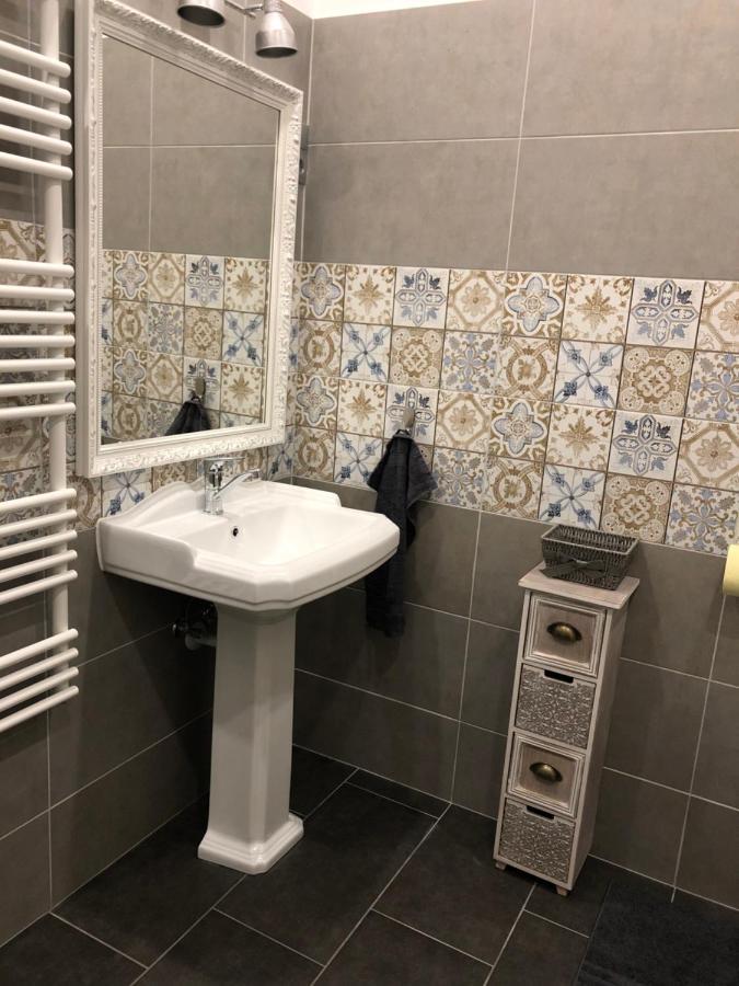 Appartamento Katus Apartman Eger Esterno foto
