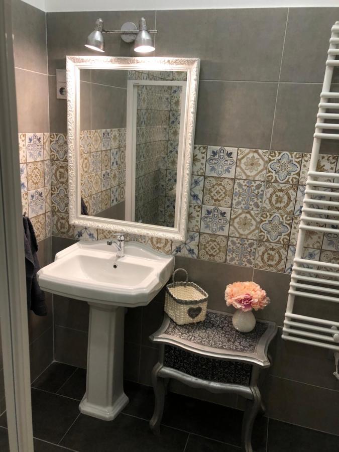 Appartamento Katus Apartman Eger Esterno foto