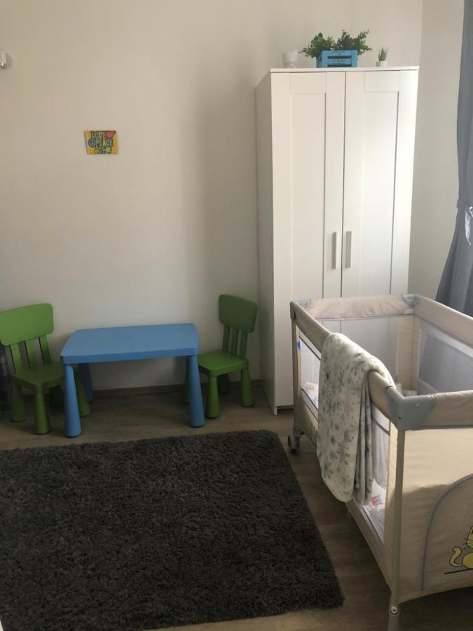 Appartamento Katus Apartman Eger Esterno foto